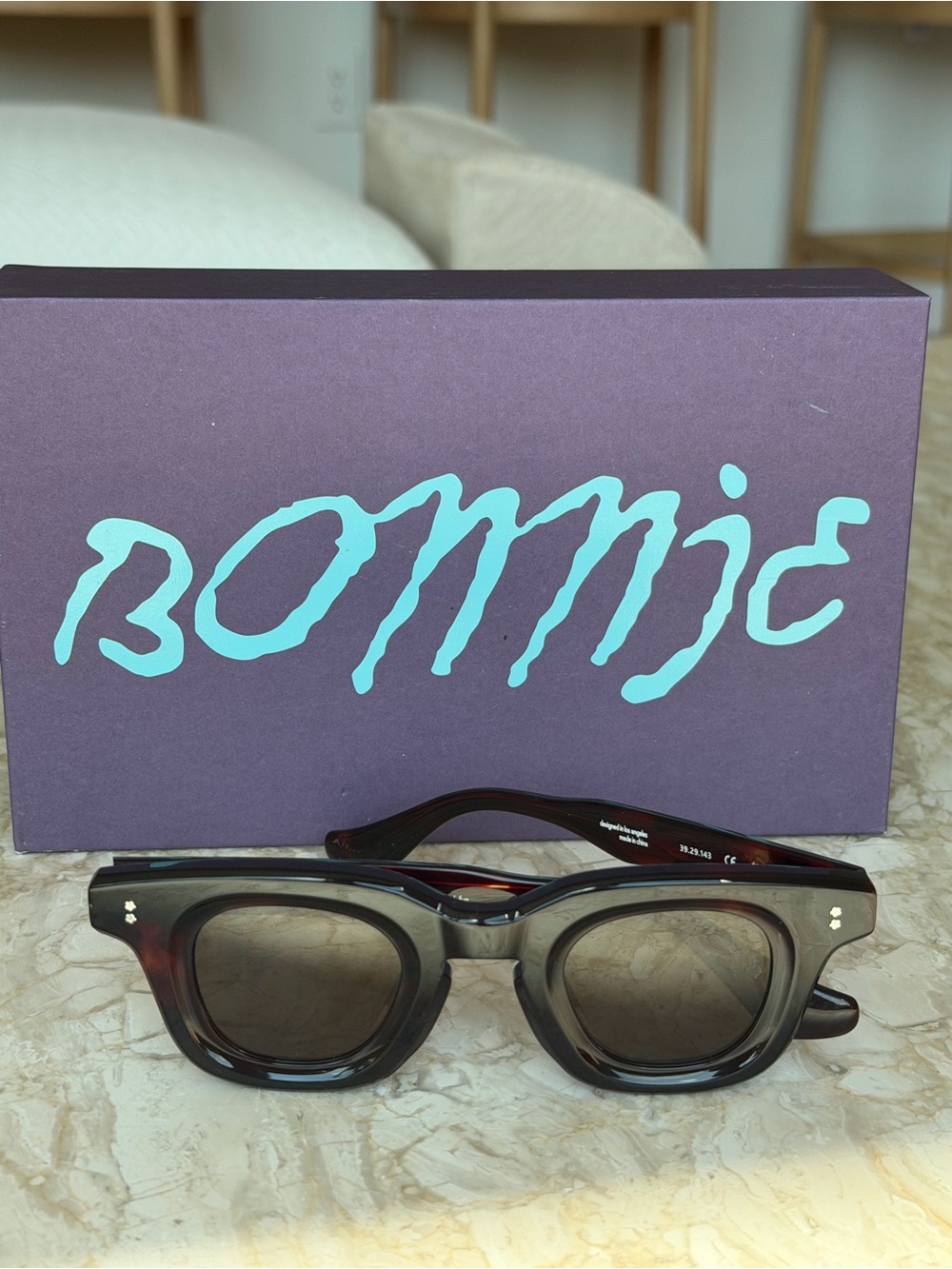 Bonnie Clyde Women's Maroon Sunglasses -m